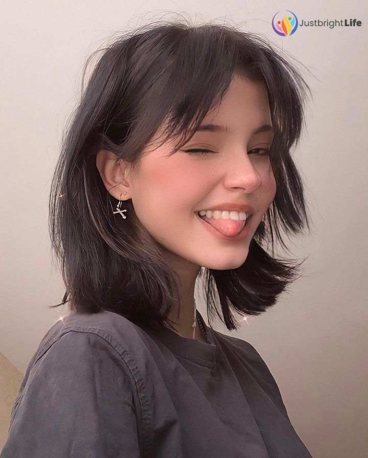 Korean Curtain Bangs