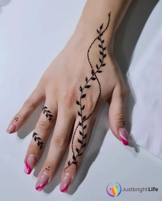 Small and Easy Henna Designs