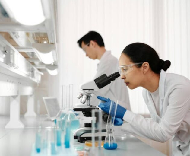 Illuminating the Invisible: The Art and Science of Fluorescent Microscopy